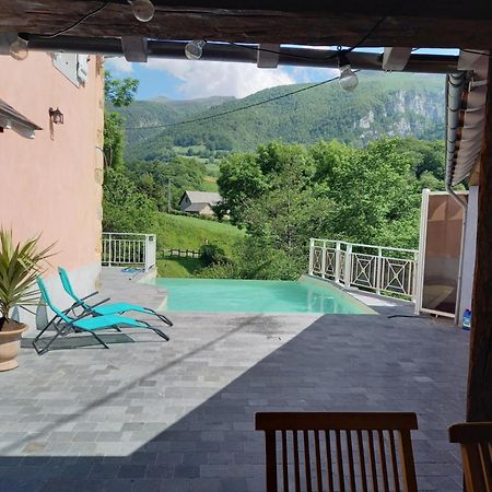 Maison Ainerak Gite A Sainte Engrace La Pierre Saint Martin Dış mekan fotoğraf